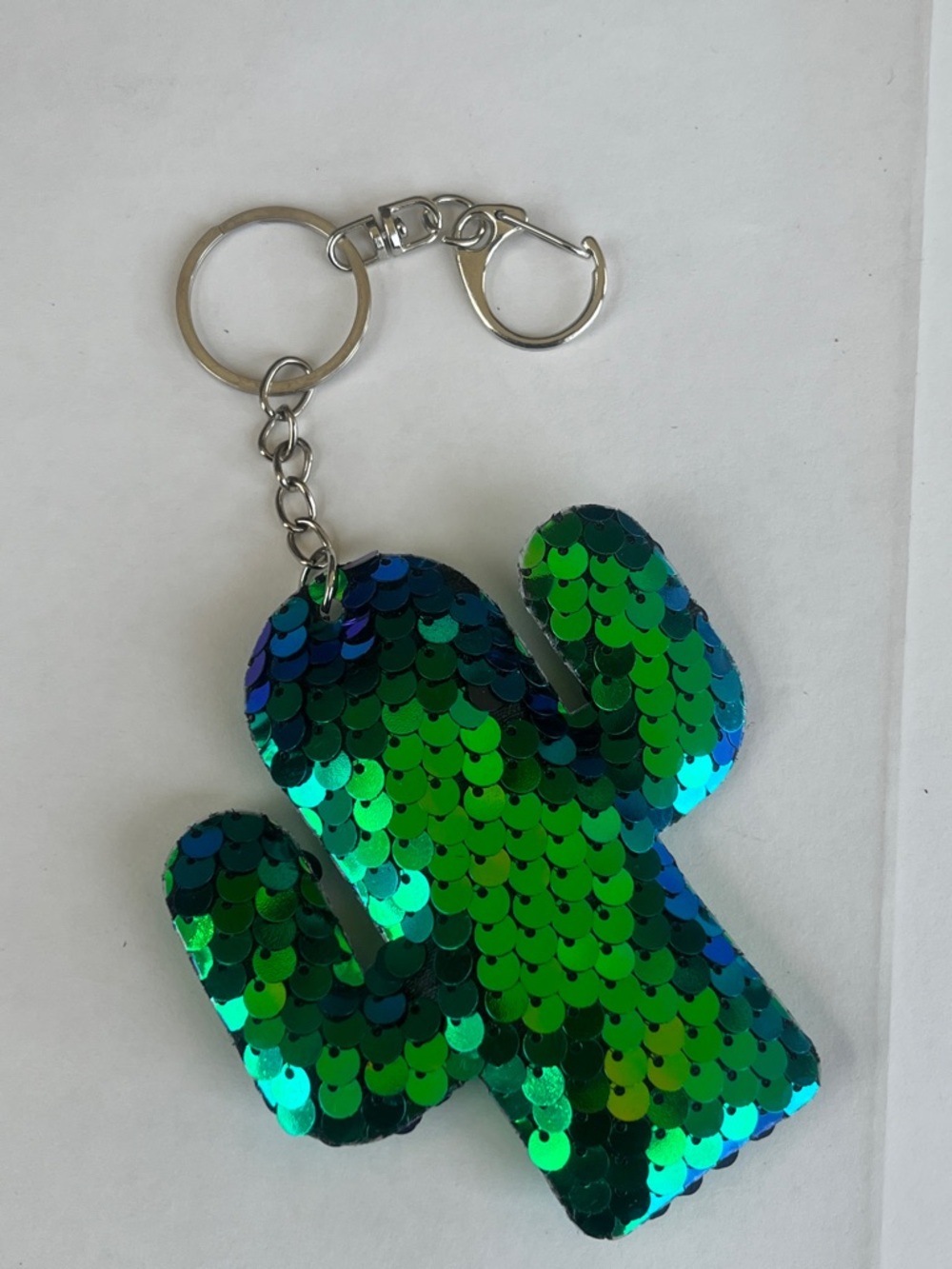 Green Sequin Cactus Keychain / Bag Charm - Picture 2 of 4
